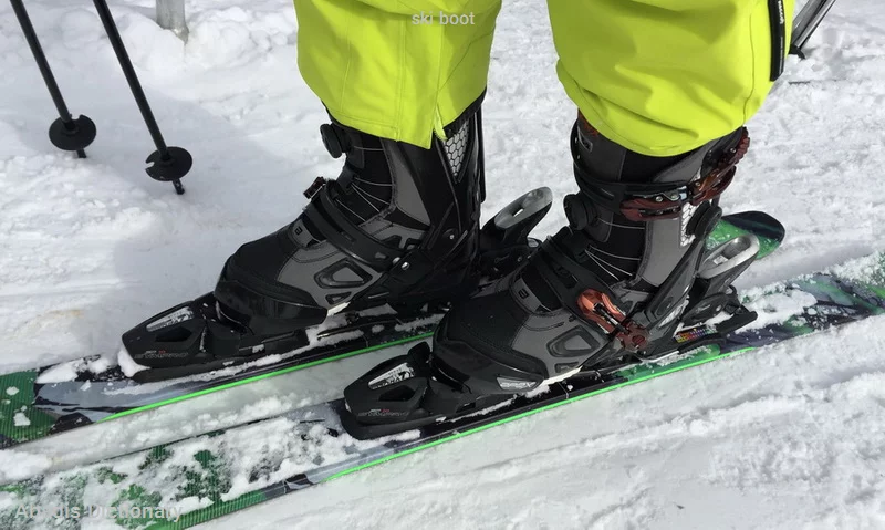 ski boot